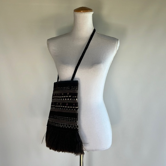Fringed Woven Boho Shoulder Bag - Picture 2 of 4